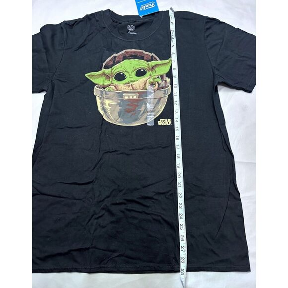 Star wars Men Large Tee The Mandalorian The Child Grogu black T-Shirt NEW - Picture 6 of 7